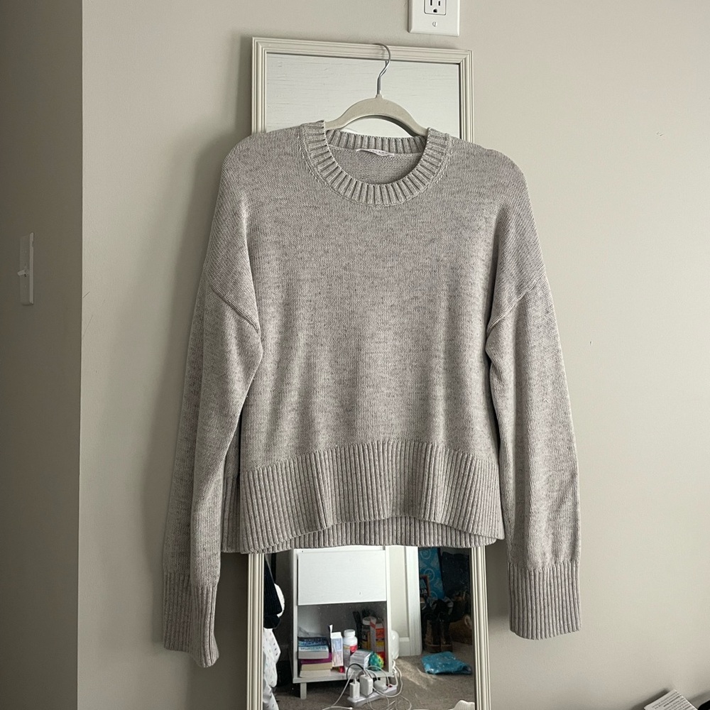 Everlane Light Gray Crew Neck Sweater